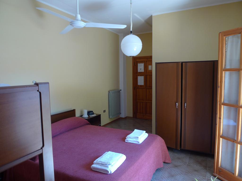 Hotel Alexander Санта-Доменика Экстерьер фото